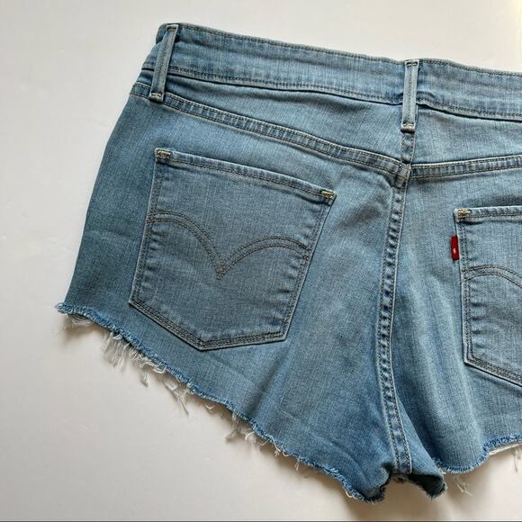 Levi’s Denim Shorts 32 Distressed Hem Mid‎ Rise Cut Off Jean Shorts - Picture 6 of 12